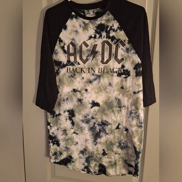 AC/DC Back in Black Faded Logo - Tie-Dye  Shirt Mens Size M Unique -Never Worn - Picture 3 of 9
